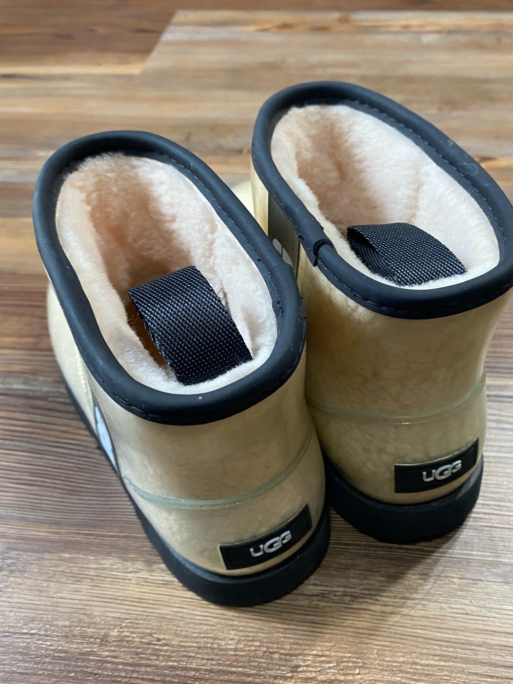 UGG Classic Clear Mini Boots - Picture 6 of 9